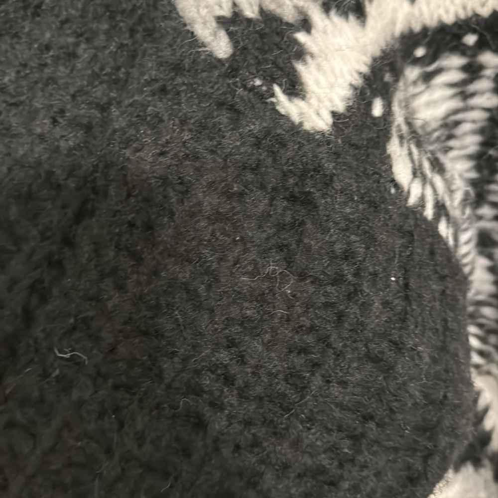 Free People sweater sized large - Picture 6 of 16